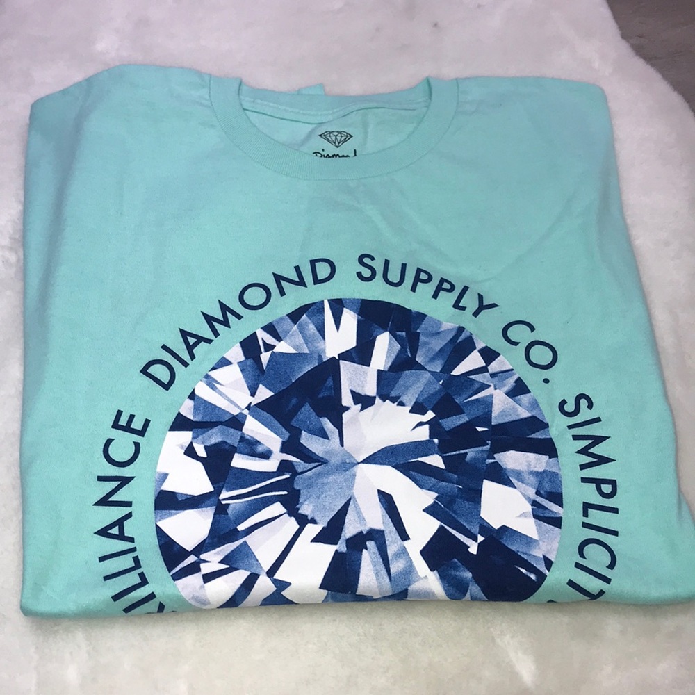 This is a diamond supply CO. Short sleeved